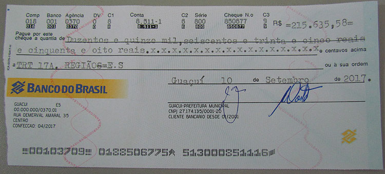 Um dos cheques usado para o pagamento dos precatórios que é depositado em conta do TRT da 17ª Região.