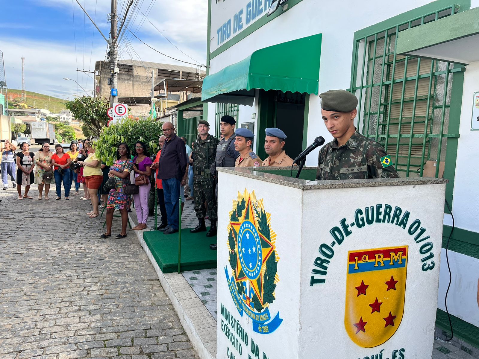 Cerimônia comemorou os 375 anos do Exército Brasileiro