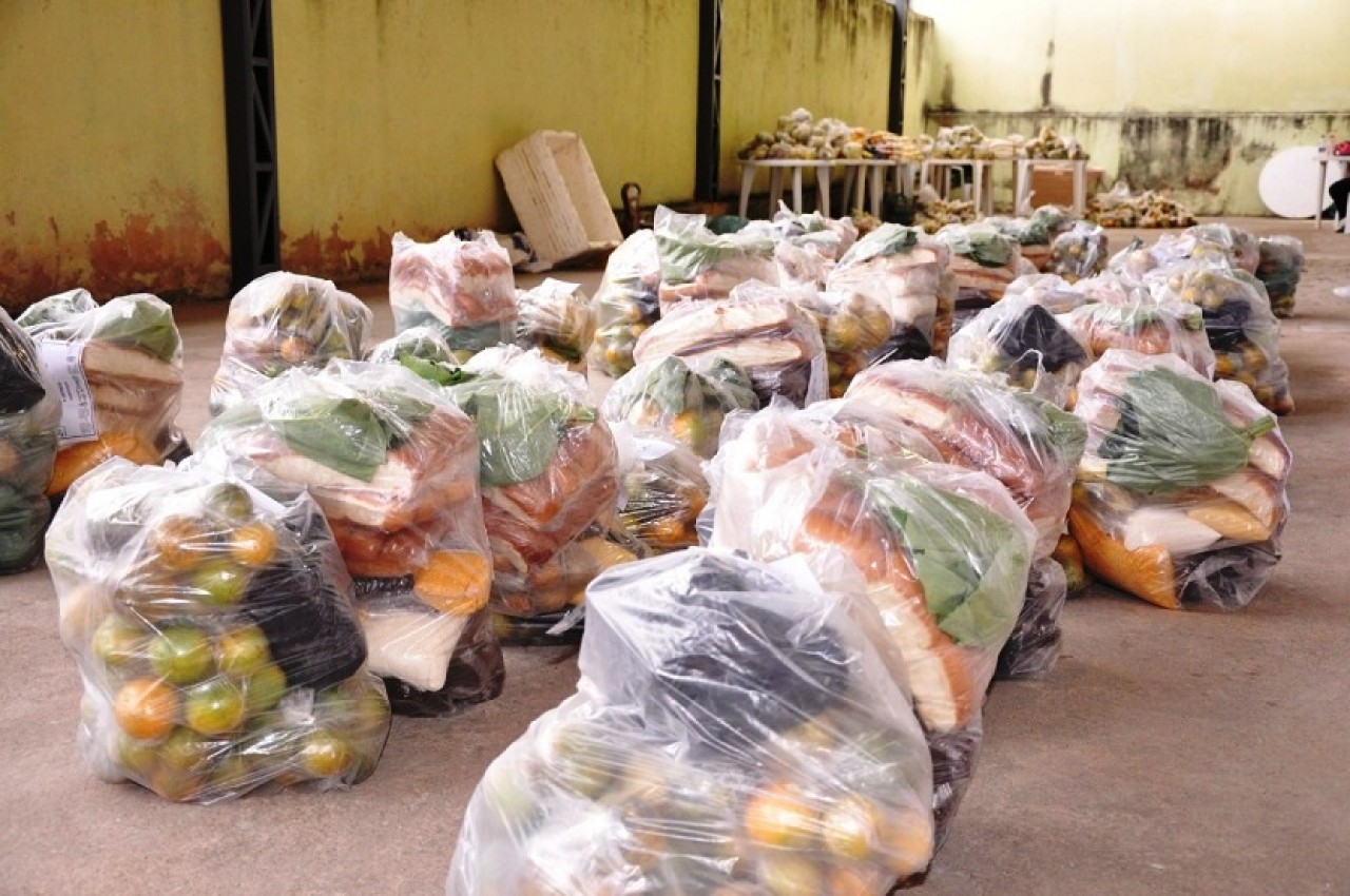 Realizada 6ª entrega de alimentos do programa da CDA