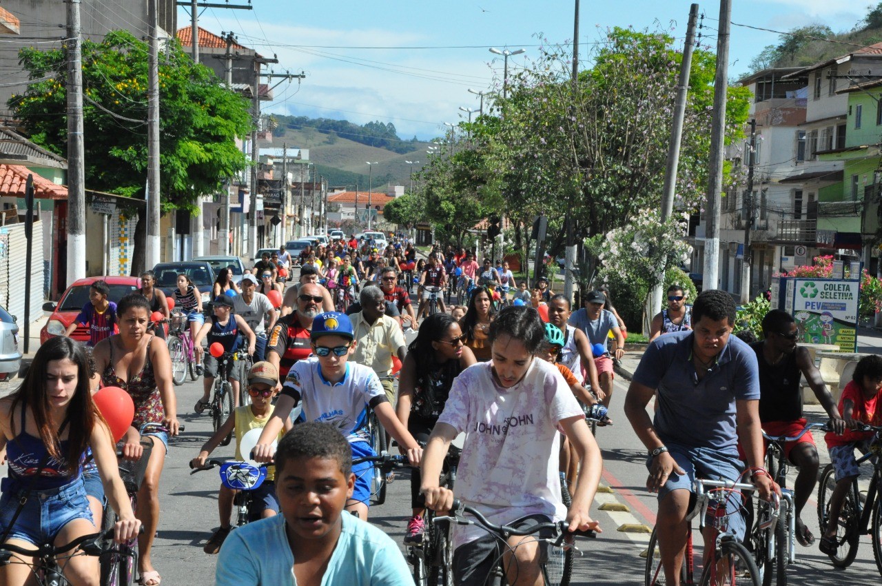 Dia das Crianças é comemorado com muita festa em Guaçuí