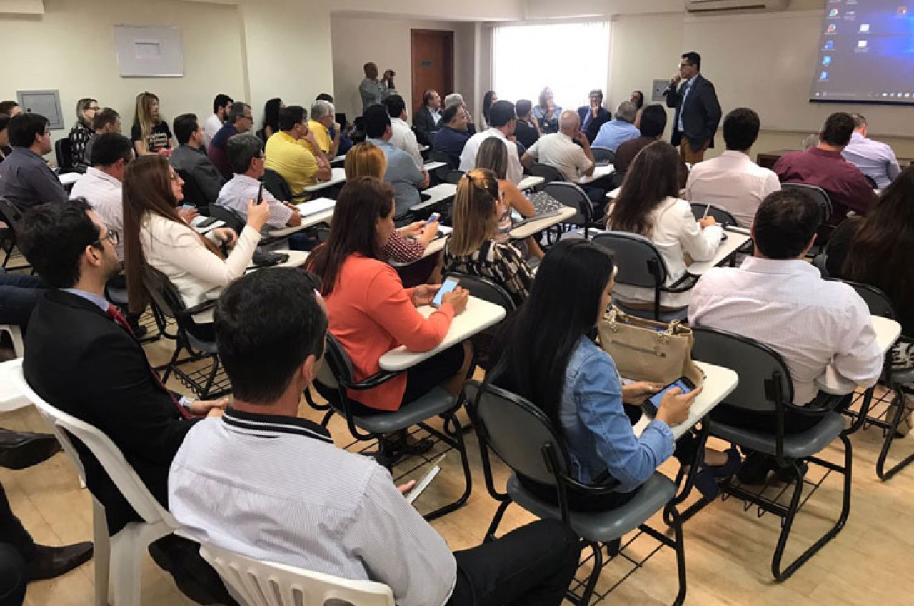 Município participa de reunião sobre Plano de Saneamento Básico