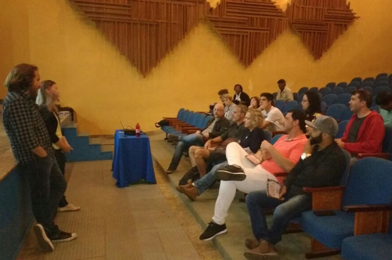 Guaçuí recebe oficina que orienta sobre editais da Secult