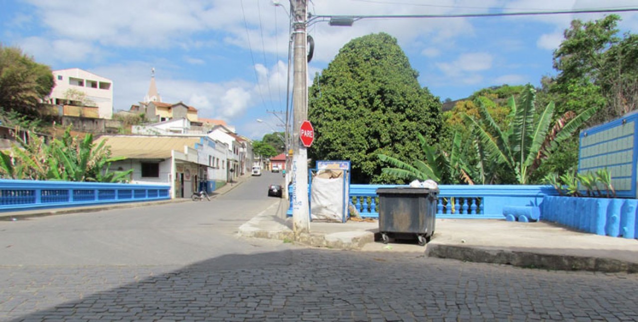 Pontes do centro da cidade são revitalizadas pela Secretaria de Obras