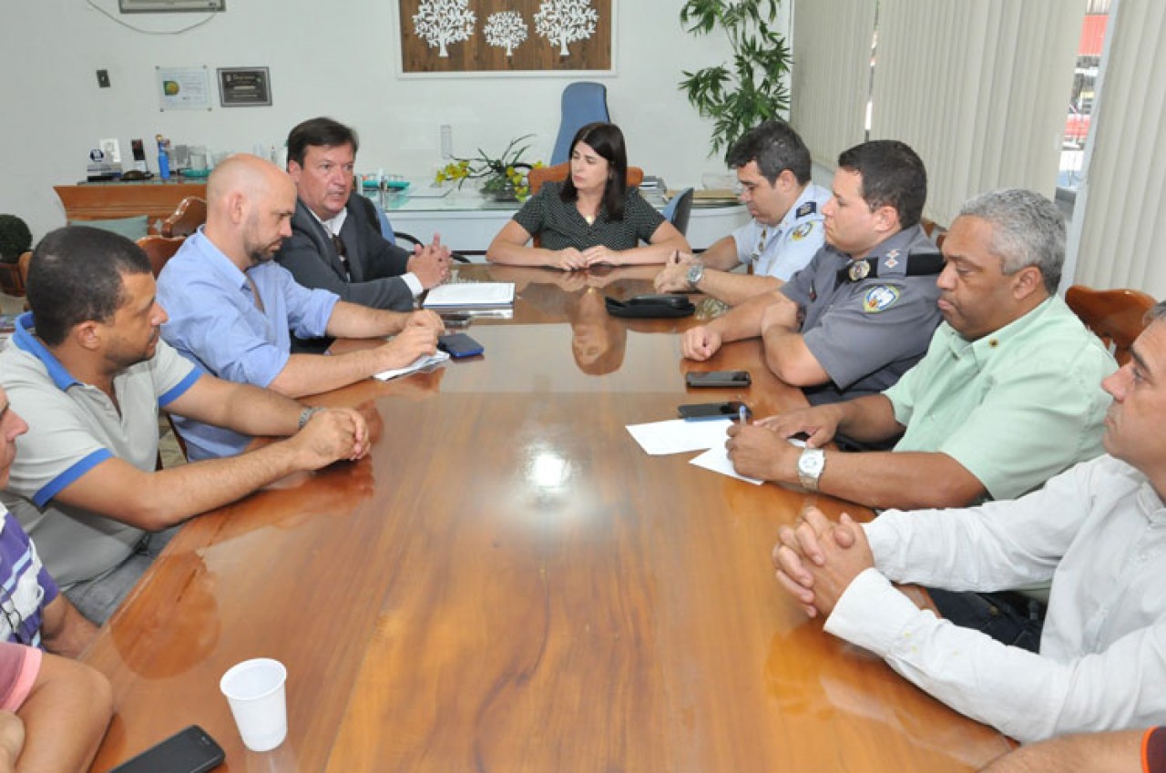 Reunião inicia processo de implantação de videomonitoramento