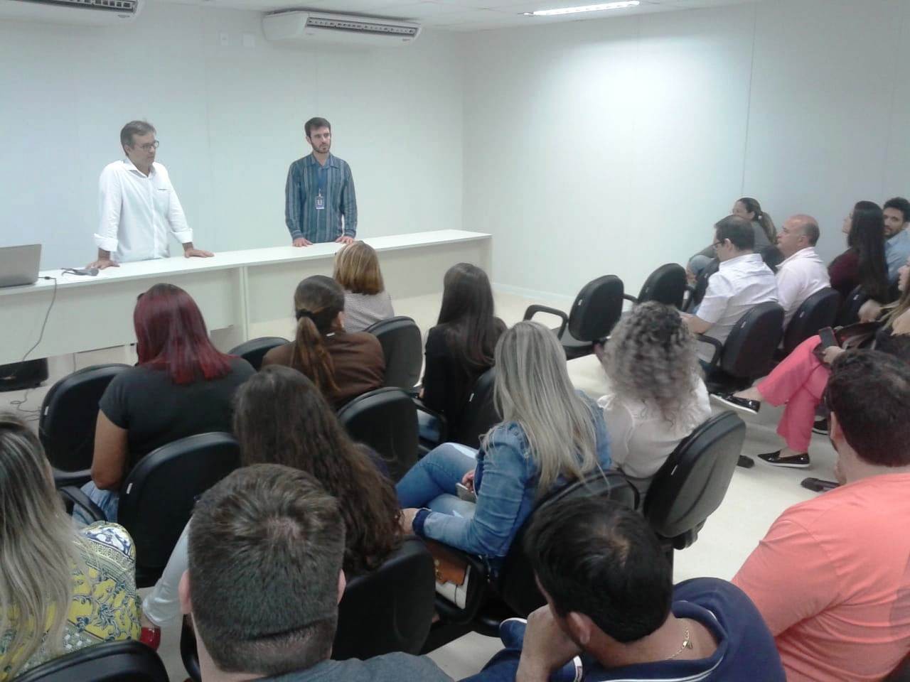 Saúde Bucal de Guaçuí promove palestra sobre câncer bucal