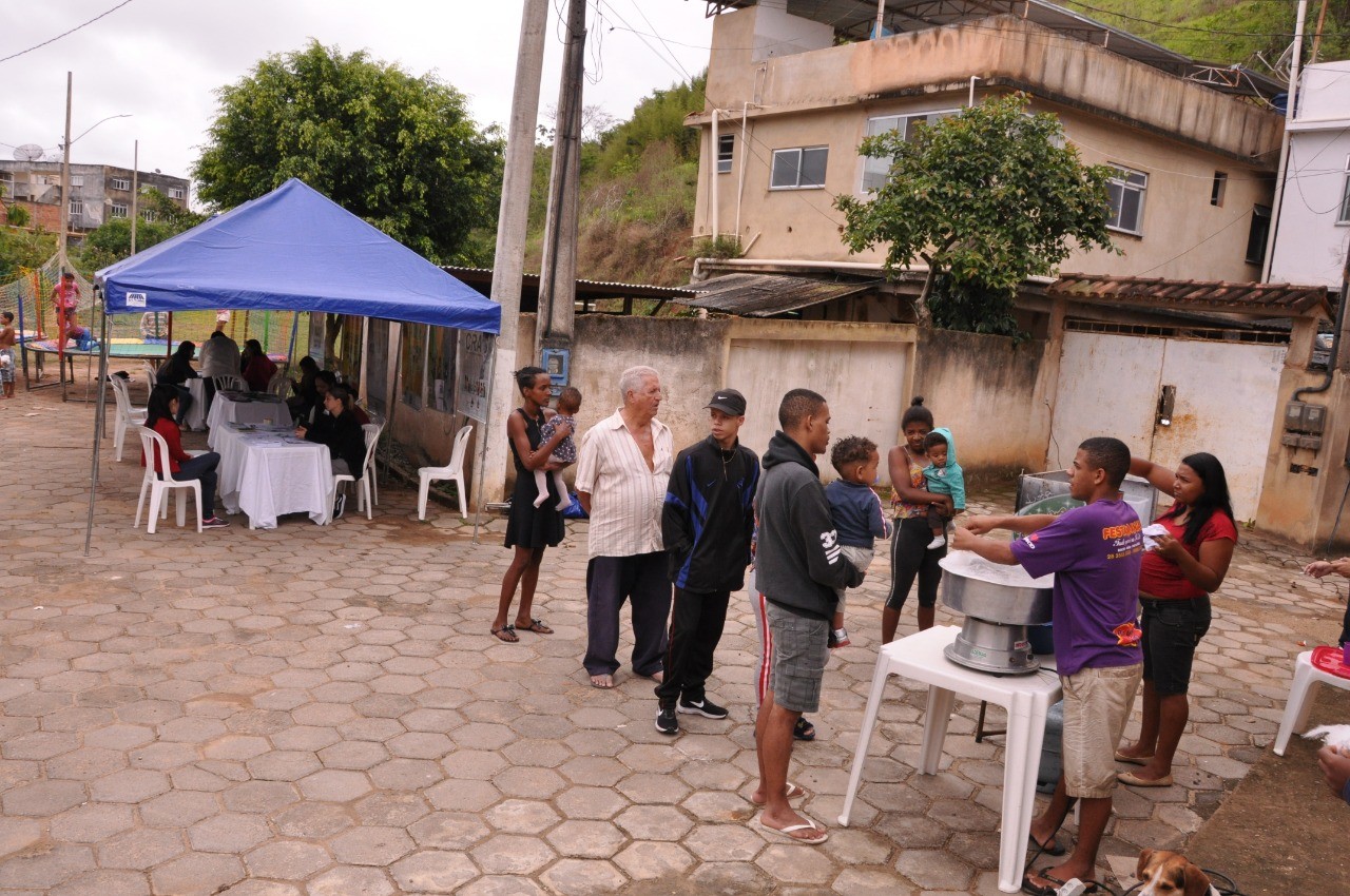 Cras em Movimento realizado no bairro Roberto Mendes