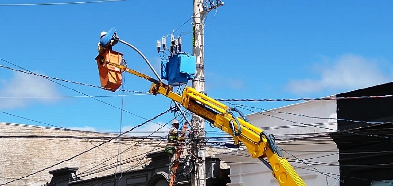 Prefeitura troca iluminação de avenidas centrais de Guaçuí