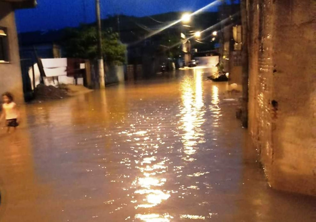 Chuvas acima da média causam vários problemas em Guaçuí