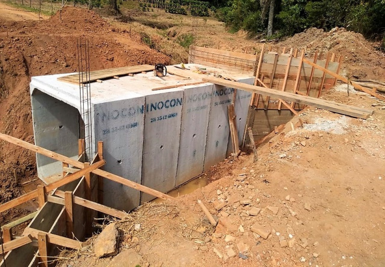 Prefeitura de Guaçuí instala galeria de águas pluviais e fluviais na zona rural