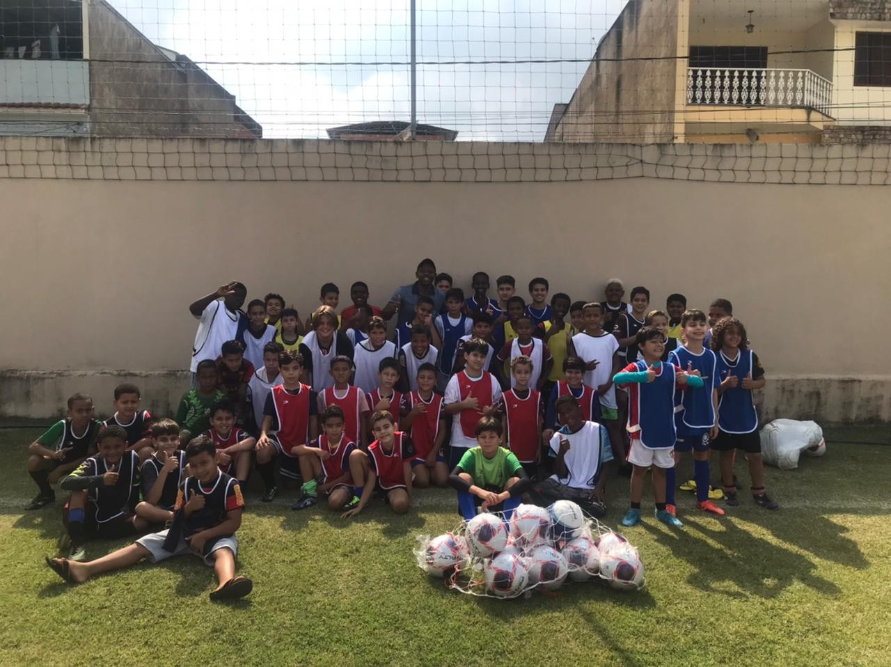 Escolinha Municipal de Futebol de Guaçuí retorna às atividades