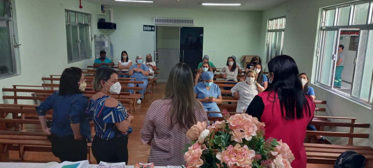 Agosto Lilás: CREAS realiza ação na Santa Casa de Guaçuí