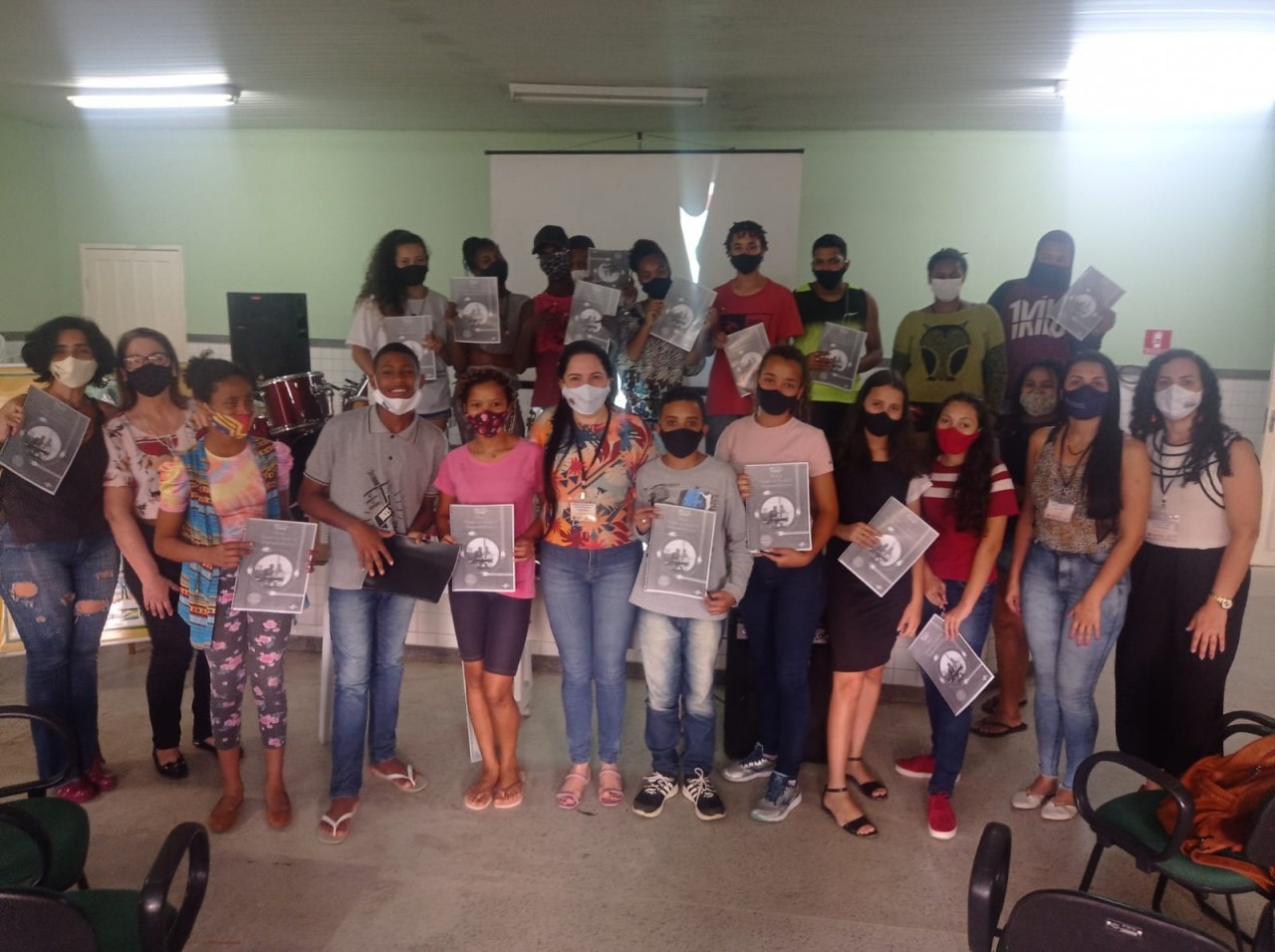 Alunos do Programa Projovem Adolescente participam de mais uma oficina do Sebrae