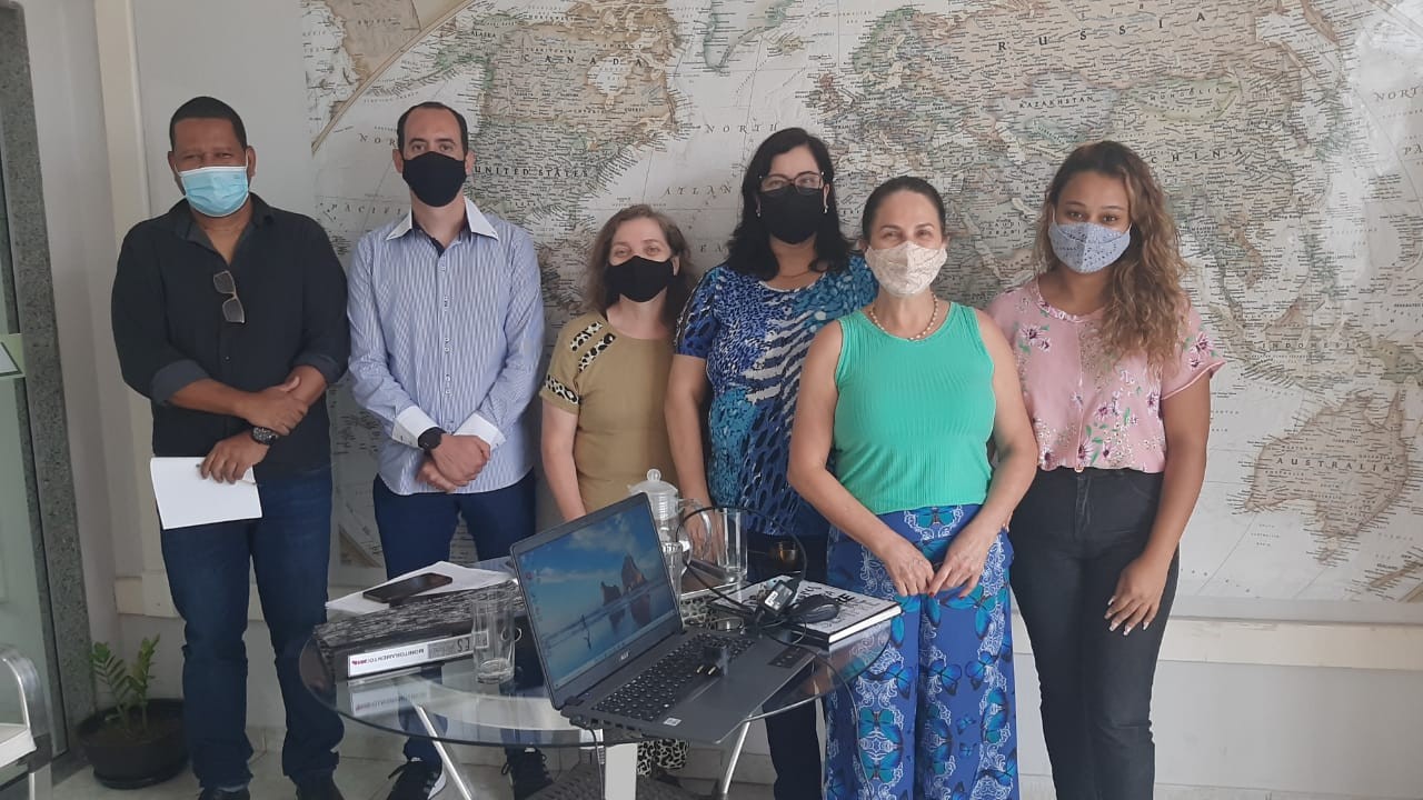 Representantes do Tribunal de Contas do ES visitam a Secretaria Municipal de Educação