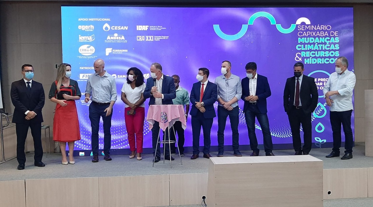 SECRETÁRIO MUNICIPAL DE MEIO AMBIENTE PARTICIPA DE SEMINÁRIO CAPIXABA DE MUDANÇAS CLIMÁTICAS E RECURSOS HÍDRICOS