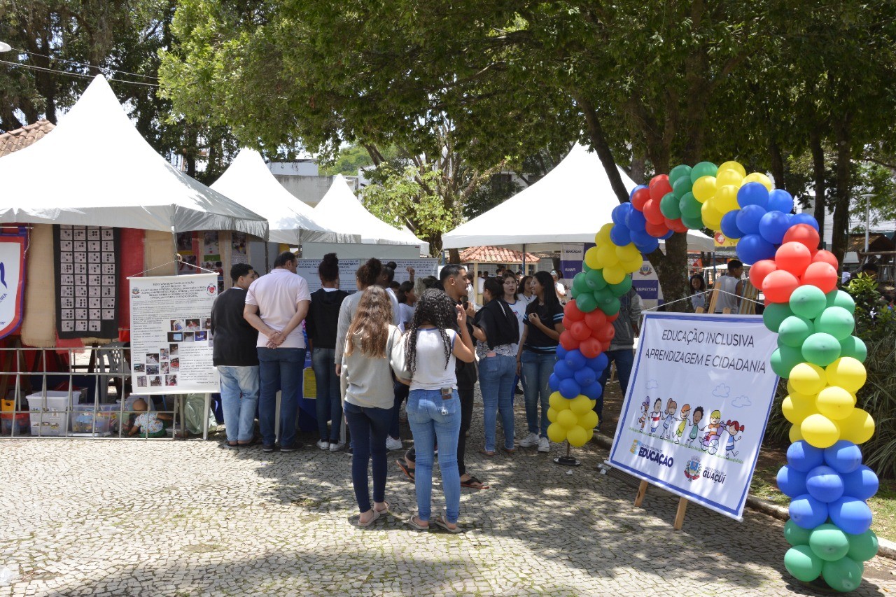 EDUCAÇÃO INCLUSIVA FAZ MOSTRA DE TRABALHOS DURANTE EXPOSIÇÃO EM GUAÇUÍ