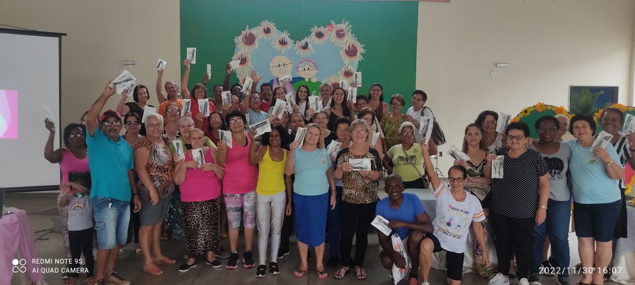 IDOSOS DO GRUPO PSICOSSOCIAL PARTICIPAM DE PALESTRA SOBRE SAÚDE BUCAL