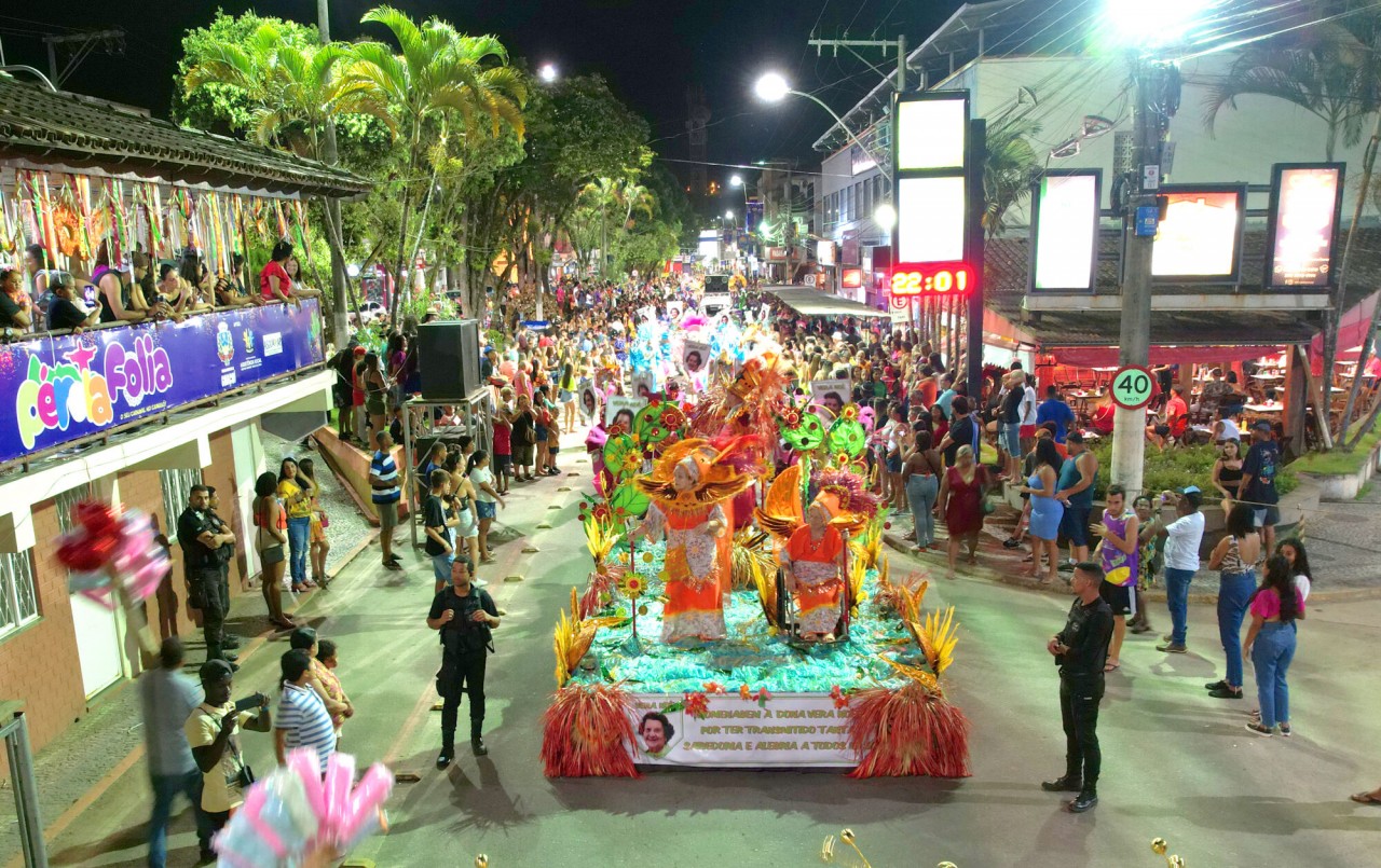 PÉROLA FOLIA: EMOÇÃO E ALEGRIA MARCAM O RETORNO DO CARNAVAL DE GUAÇUÍ