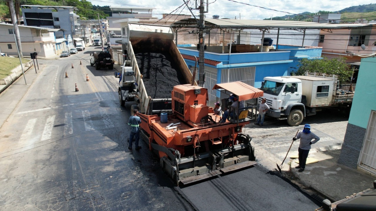 OBRAS DE RECAPEAMENTO SÃO REINICIADAS EM GUAÇUÍ