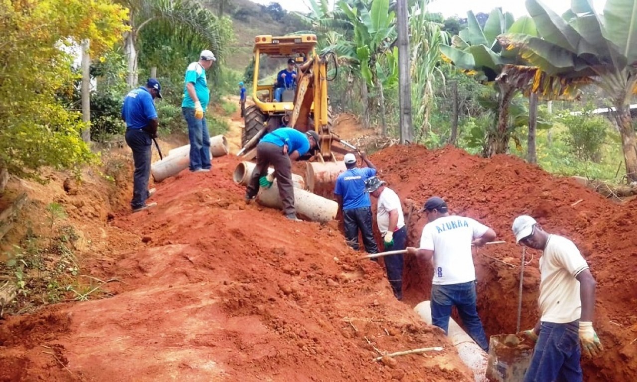 Rede de manilhas acaba com problema antigo em São Miguel do Caparaó