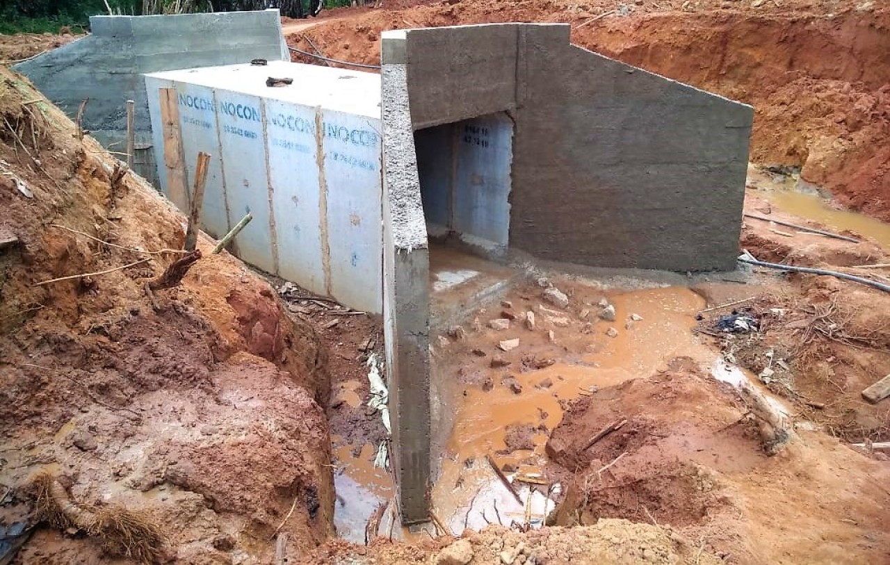 Prefeitura de Guaçuí instala mais uma galeria de águas pluviais na zona rural