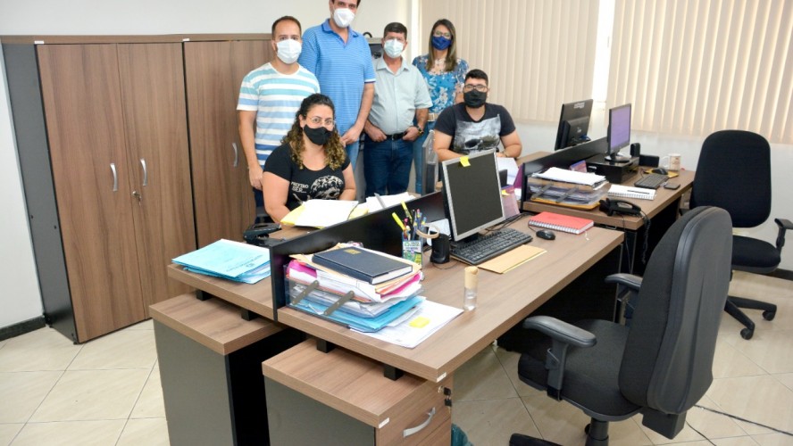 SECRETARIA DE PLANEJAMENTO REALIZA A TROCA DE TODA A MOBÍLIA DA SEDE ADMINISTRATIVA.