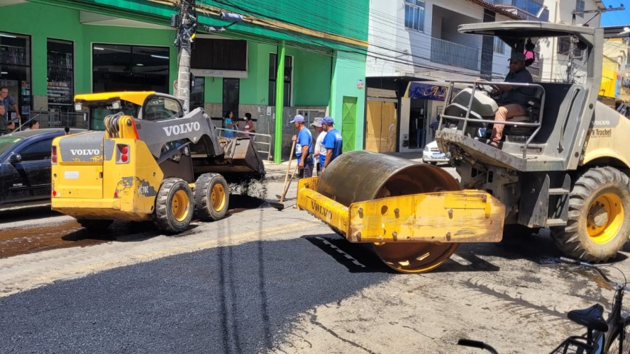 INICIADA OPERAÇÃO TAPA-BURACOS EM RUAS E AVENIDAS DE GUAÇUÍ
