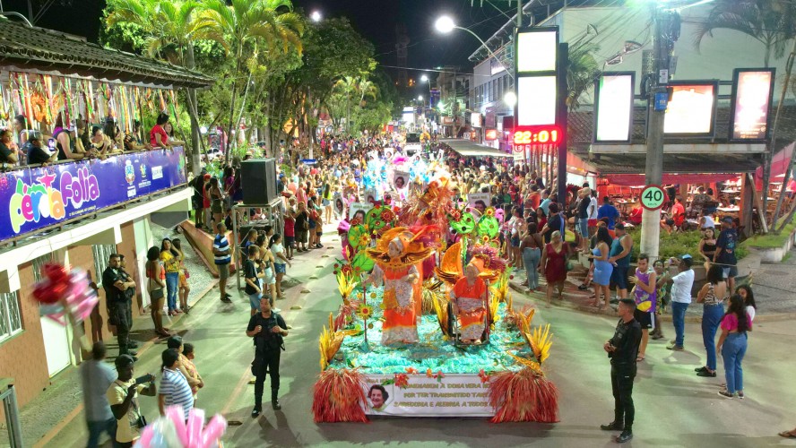 PÉROLA FOLIA: EMOÇÃO E ALEGRIA MARCAM O RETORNO DO CARNAVAL DE GUAÇUÍ