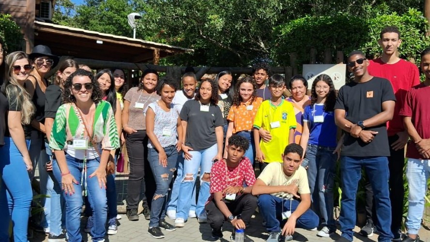 PROGRAMA PROJOVEM ADOLESCENTE: UMA JORNADA EDUCATIVA E INSPIRADORA