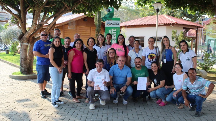 GUAÇUÍ FORMALIZA ADESÃO AO PROGRAMA PET VIDA