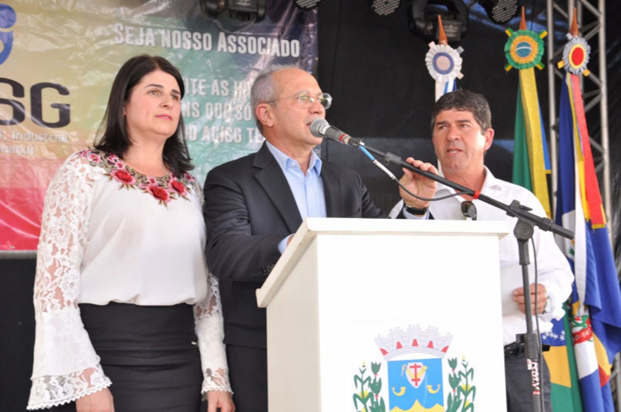 Governador abre Feira de Negócios de Guaçui