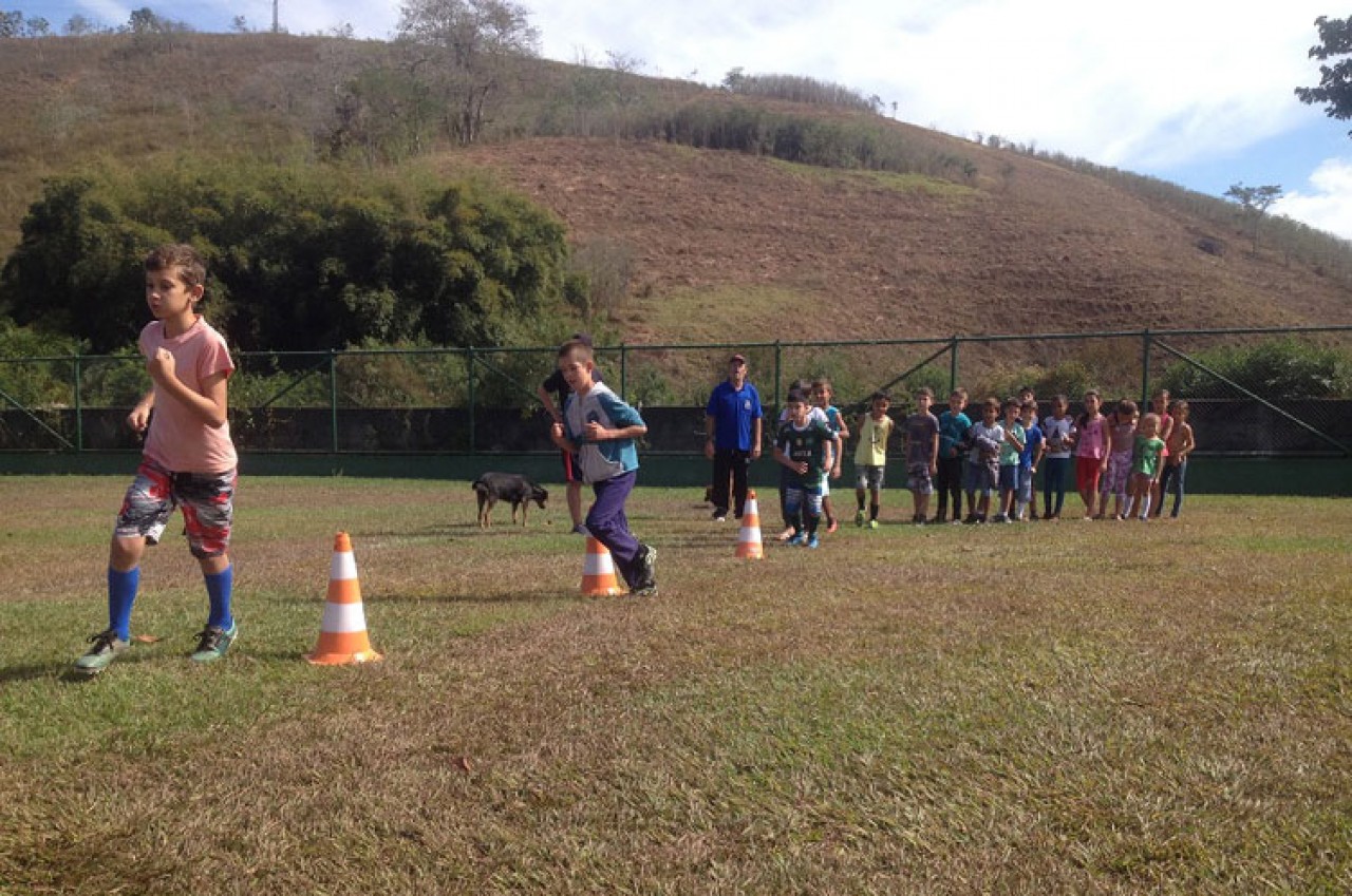 Escolinha de Esportes inicia atividades em São Pedro de Rates