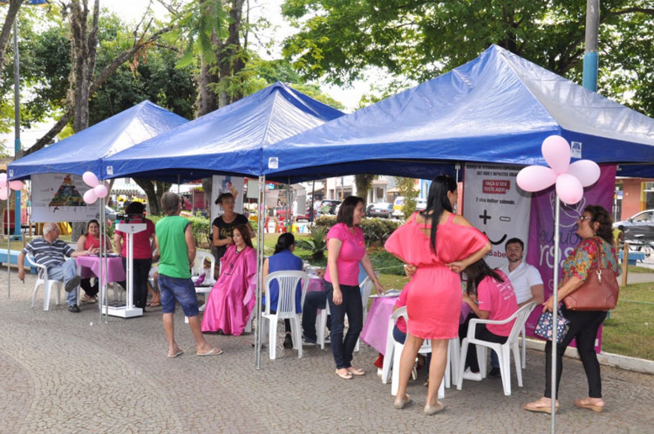Ação Rosa em Guaçuí para prevenir o câncer de mama