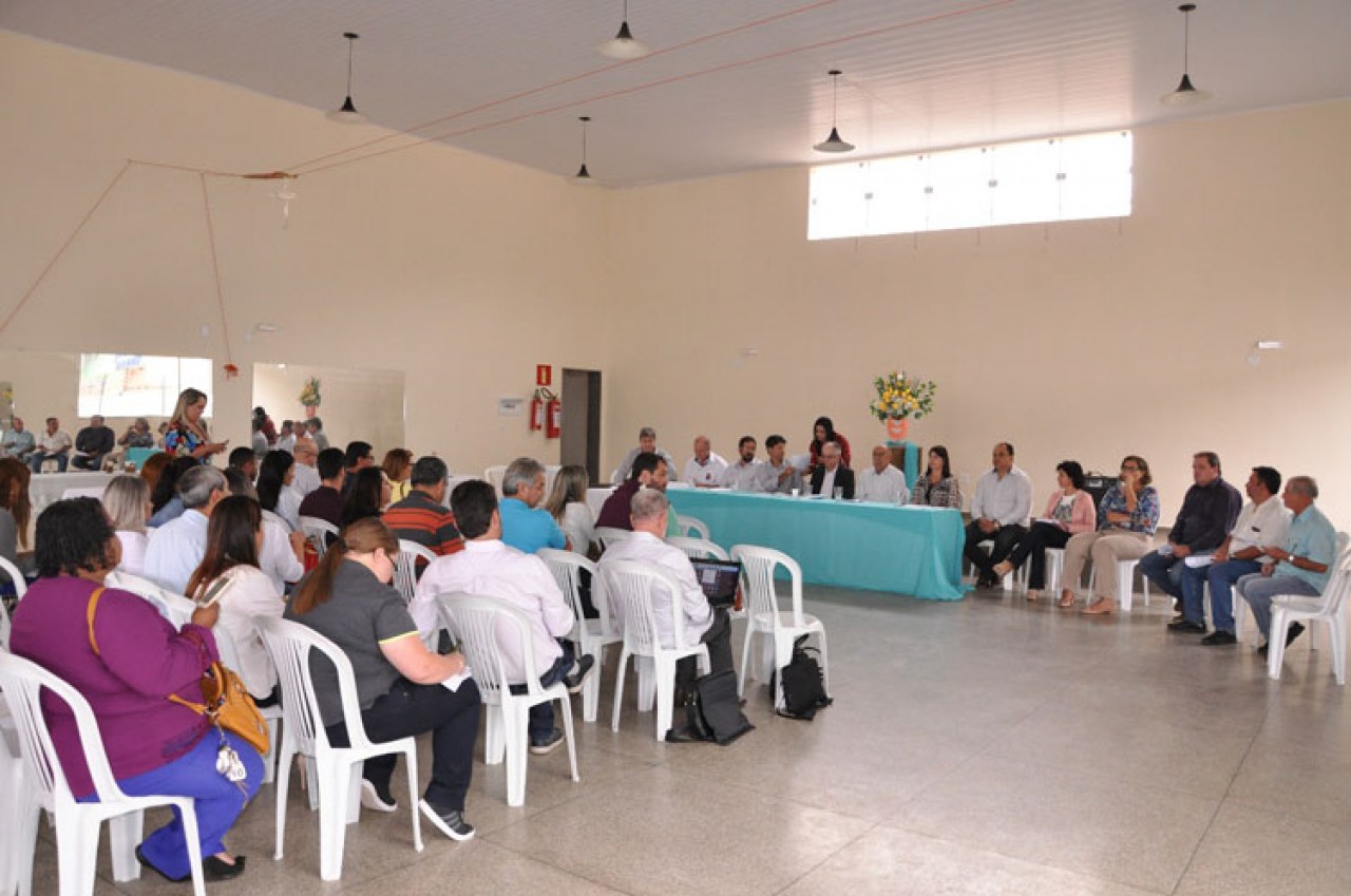 Região e Estado discutem implantação da Rede Cuidar em Guaçuí