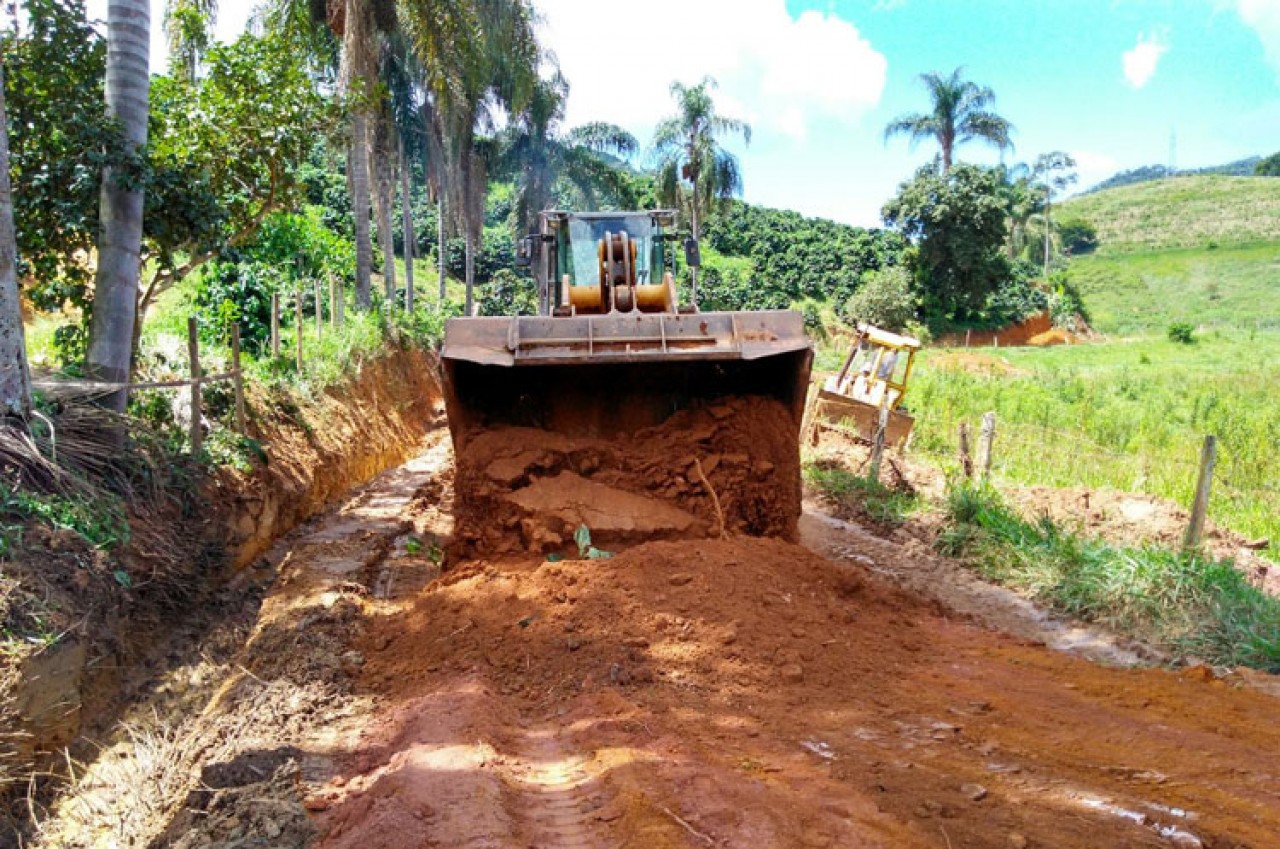 Semag recupera estradas que foram afetadas pelas chuvas