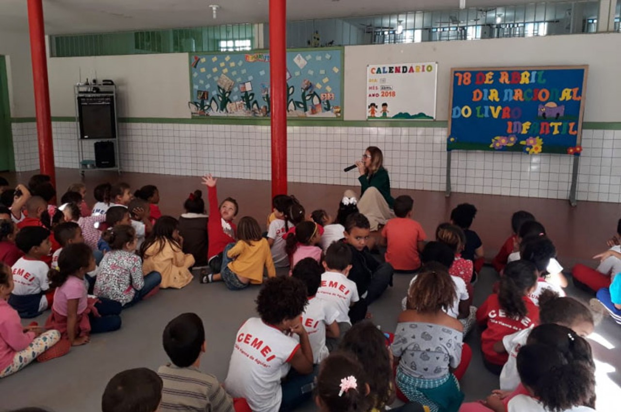 Jardim de Infância comemora o Dia Nacional do Livro Infantil