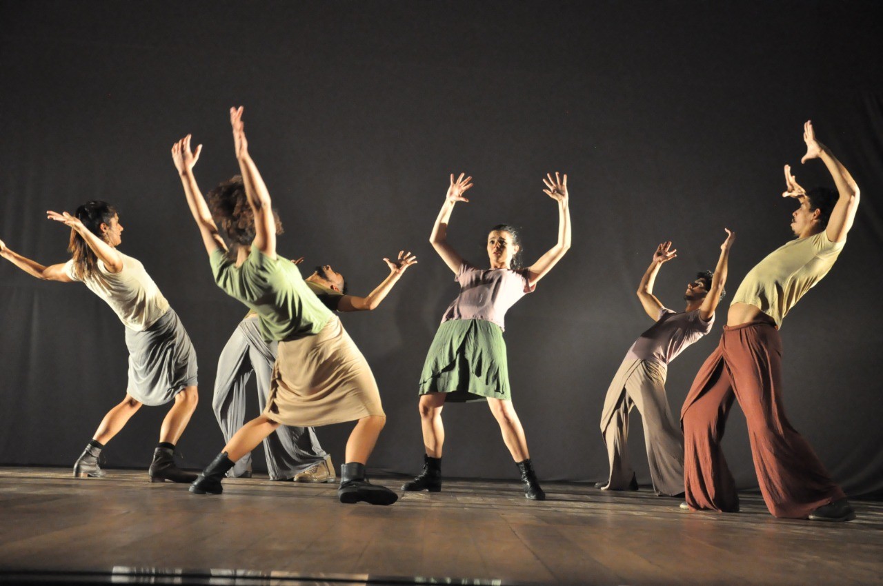 Dança contemporânea abre Festival Nacional de Teatro de Guaçuí