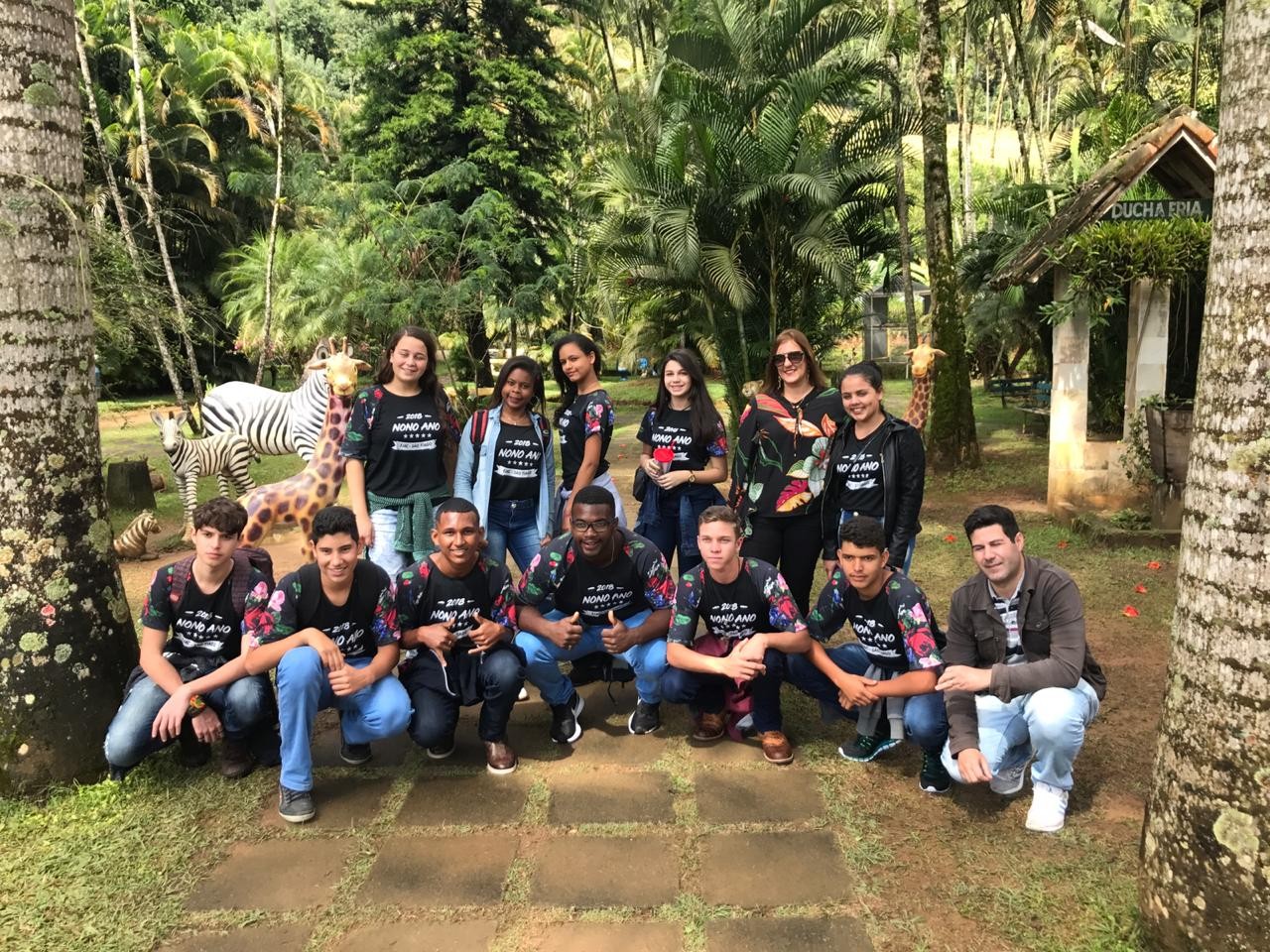 Estudantes de Guaçuí visitam o Zoo Park da Montanha em Marechal Floriano