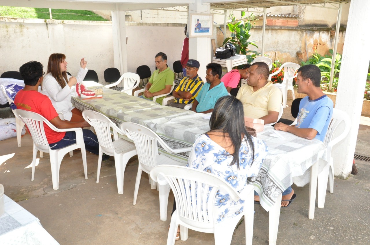 Ação da Saúde Bucal com usuários do Caps de Guaçuí