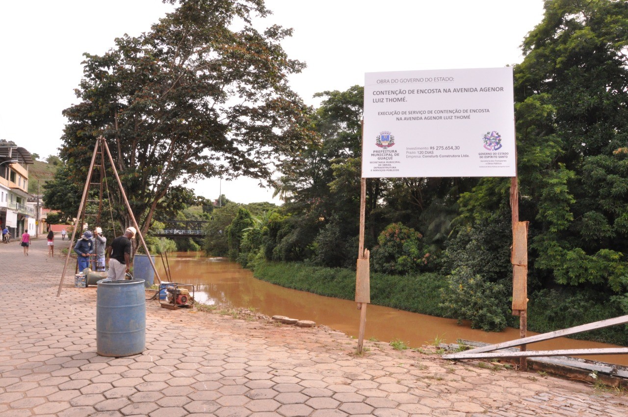 Iniciada obra de contenção de encosta na Beira Rio em Guaçuí