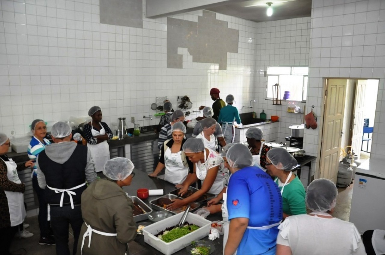 Servidores da alimentação escolar participam de curso de capacitação
