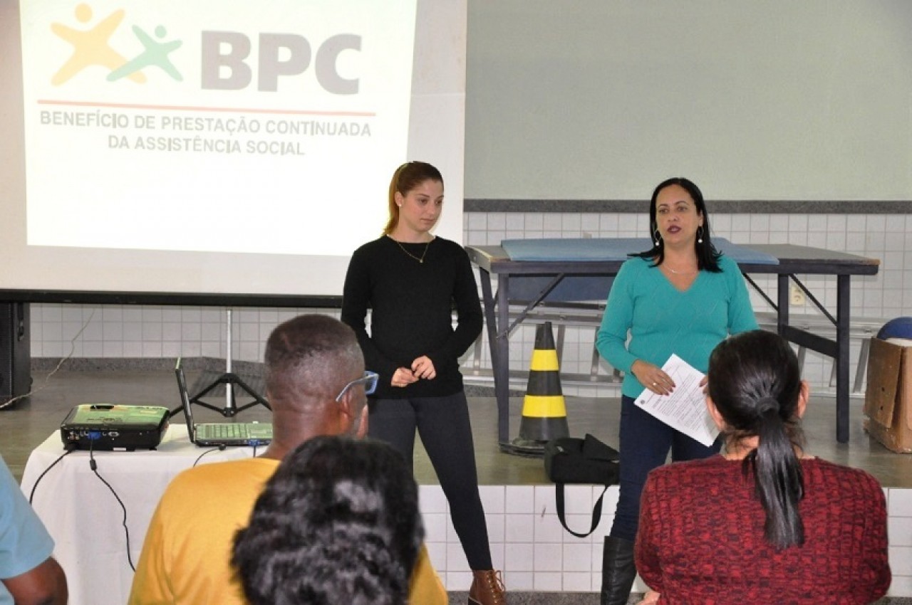 Reunião passa informações a beneficiários do BPC/Loas em Guaçuí