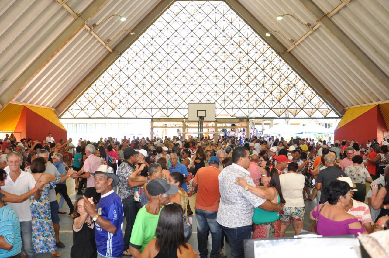 Encontrão da Terceira Idade reúne 700 pessoas em Guaçuí