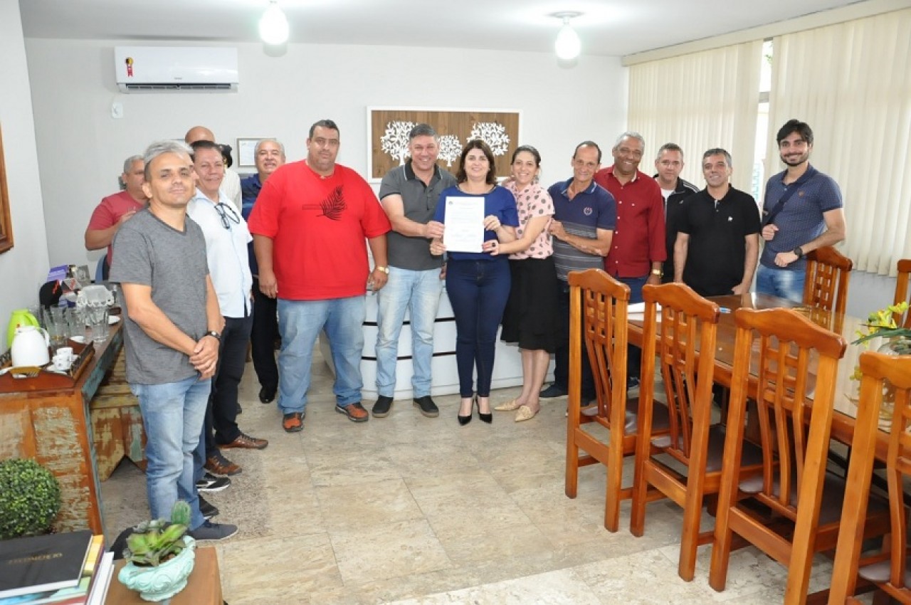 Assinada ordem de serviço para retomada e conclusão da ETE de Guaçuí