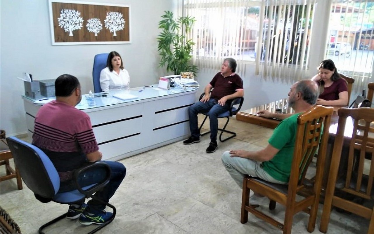 Prefeitura e Acisg conversam sobre economia de Guaçuí diante do Coronavírus Prefeitura e Acisg conversam sobre economia de Guaçuí diante do Coronavírus