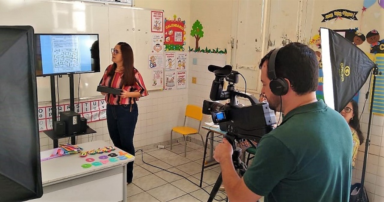Educação de Guaçuí prepara aulas em vídeo para dar continuidade a aulas