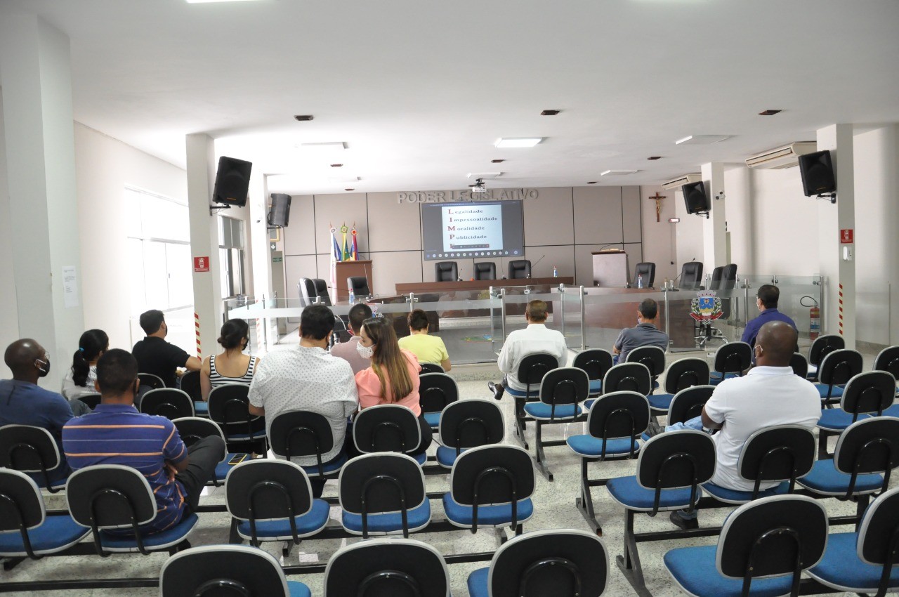 Executivo e legislativo municipal participam de webinar do Ministério Público do Estado do Espírito Santo Executivo e legislativo municipal participam de webinar do Ministério Público do Estado do Espírito Santo
