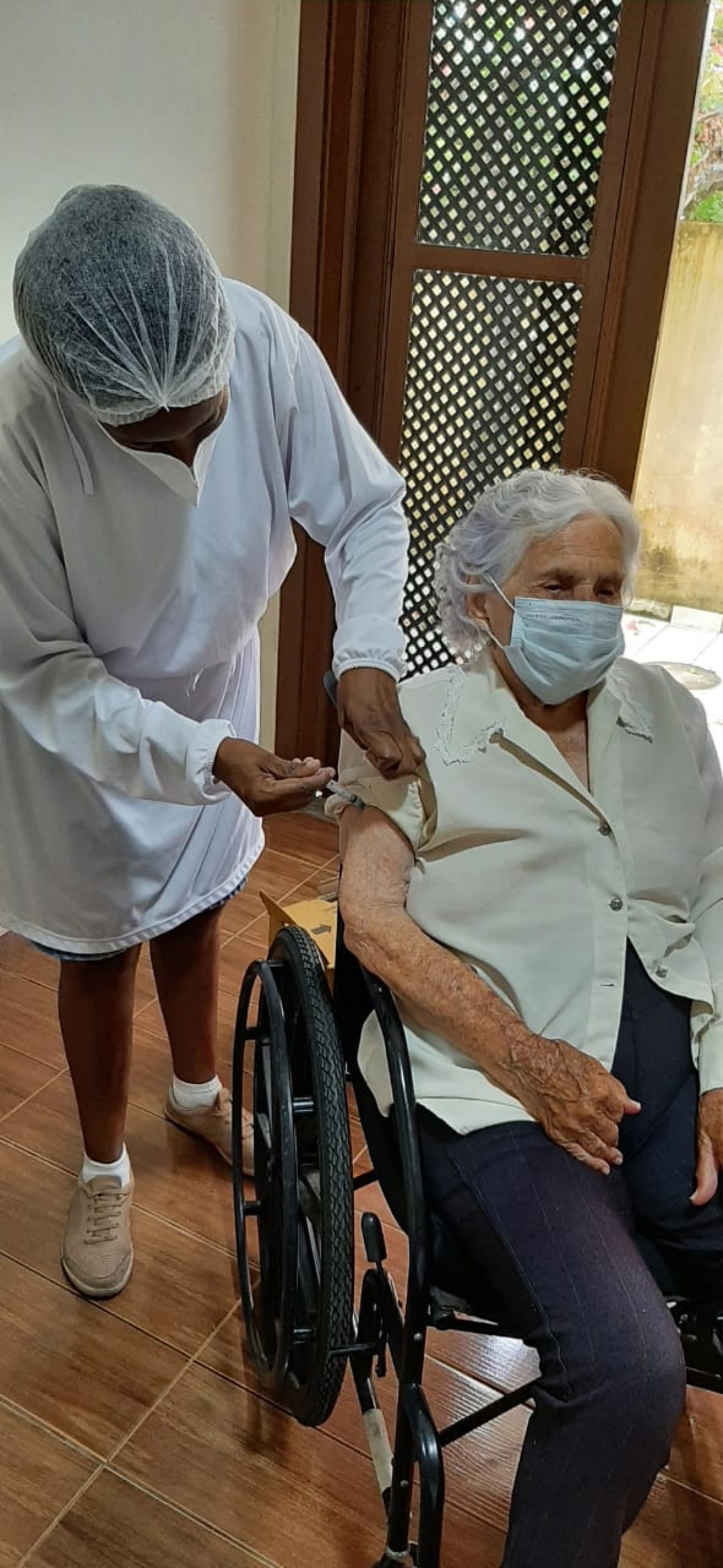 Guaçuí inicia vacinação de idosos acima de 75 anos nesta sexta-feira (12)