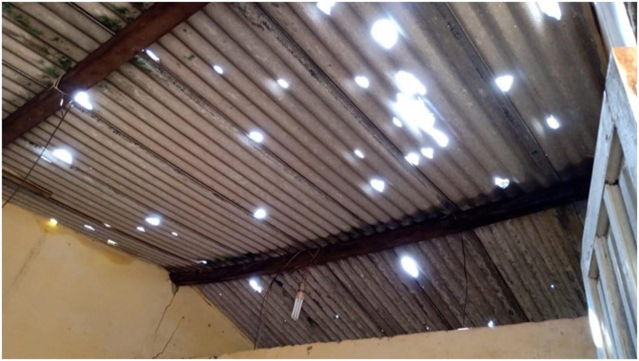 Chuva de granizo destrói casas e plantações em zona rural de Guaçuí Chuva de granizo destrói casas e plantações em zona rural de Guaçuí