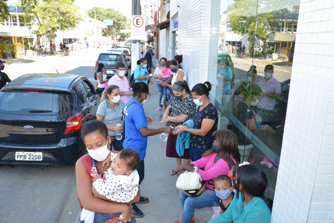 Covid-19: Ações de conscientização para prevenção continuam nas ruas de Guaçuí