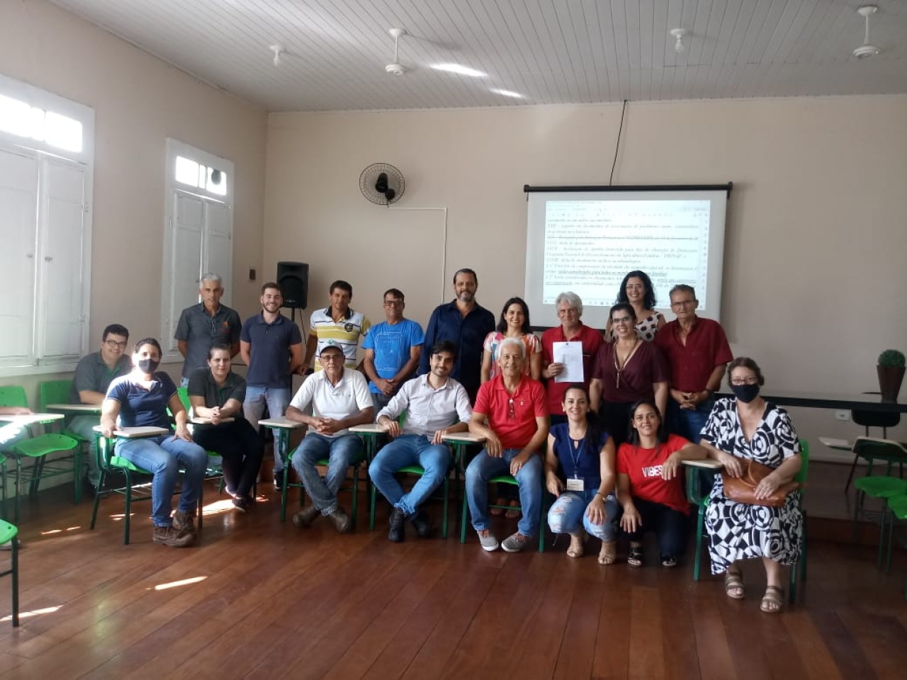 CONSELHO MUNICIPAL DE DESENVOLVIMENTO RURAL PROMOVE PALESTRA SOBRE BENEFÍCIOS DA PREVIDÊNCIA CONSELHO MUNICIPAL DE DESENVOLVIMENTO RURAL PROMOVE PALESTRA SOBRE BENEFÍCIOS DA PREVIDÊNCIA
